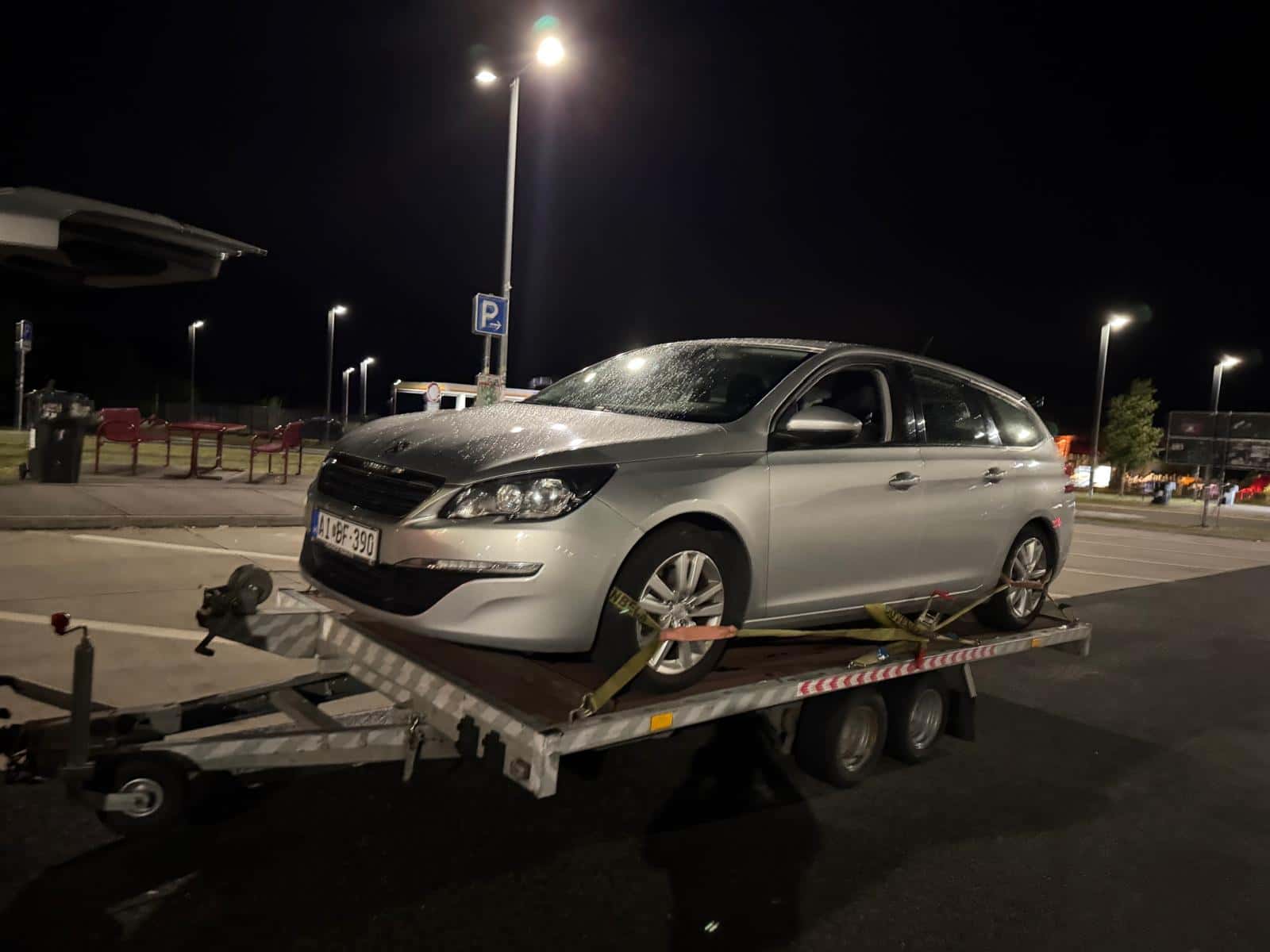 Bergung eines VW Polo nach einem Unfall